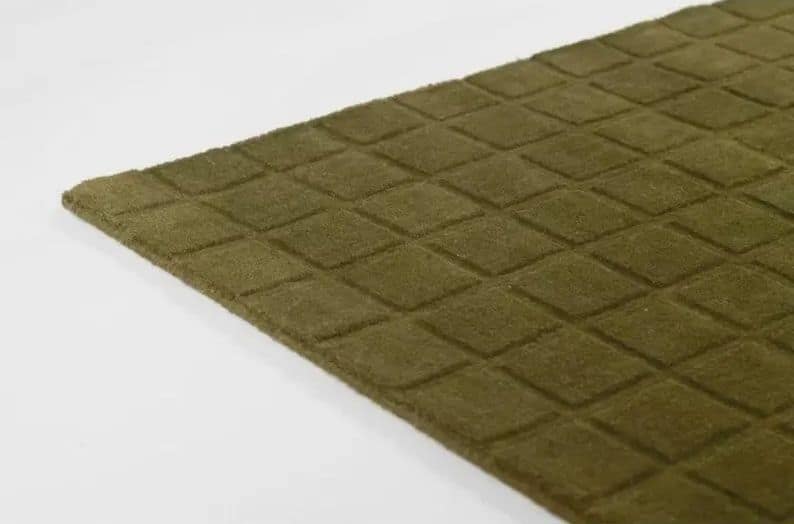  Green Grid Pattern Carved Rug