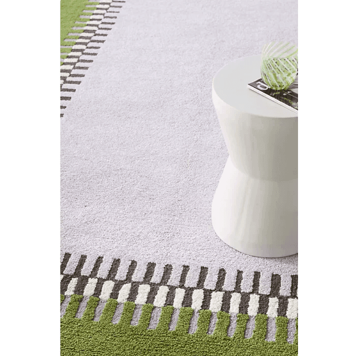 Regal Handmade Tufted Rug