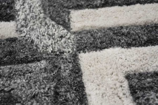 Dominik Handtufted Rug