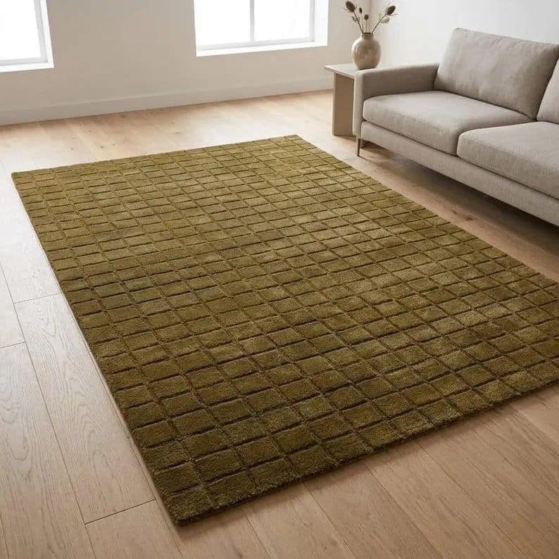 Green Grid Pattern Carved Rug